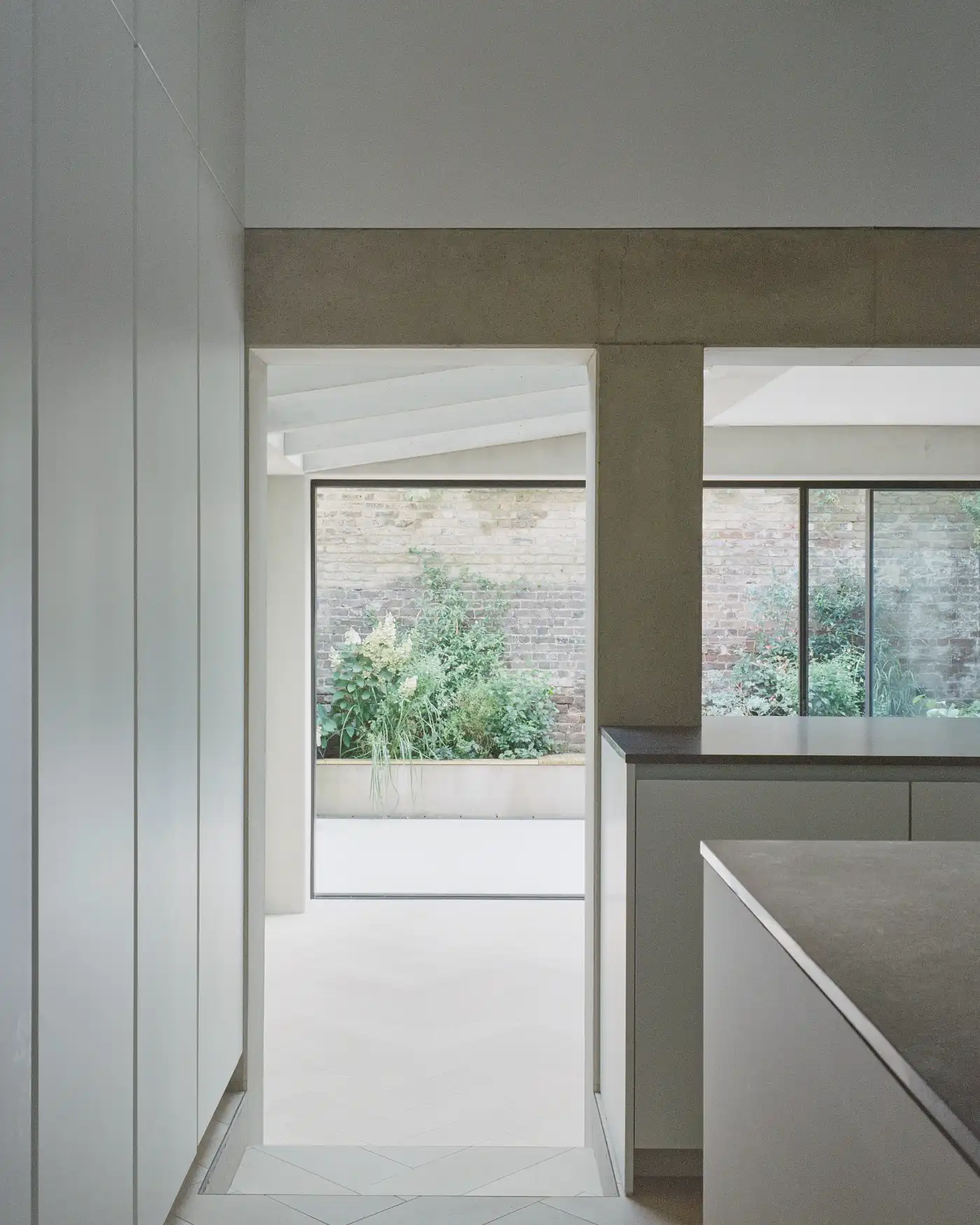 Framework House by Studio McW, concrete, extension, familyhouse, wood, minimalism