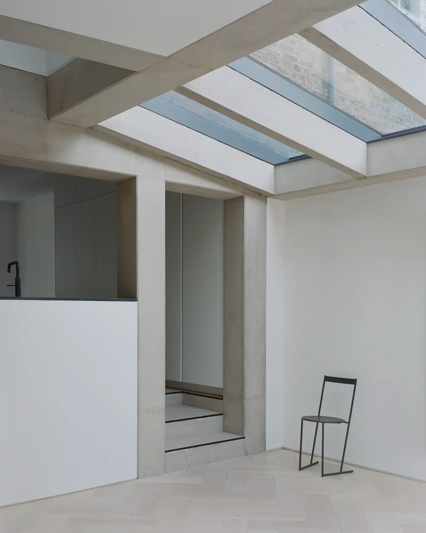 Framework House by Studio McW, concrete, extension, familyhouse, wood, minimalism