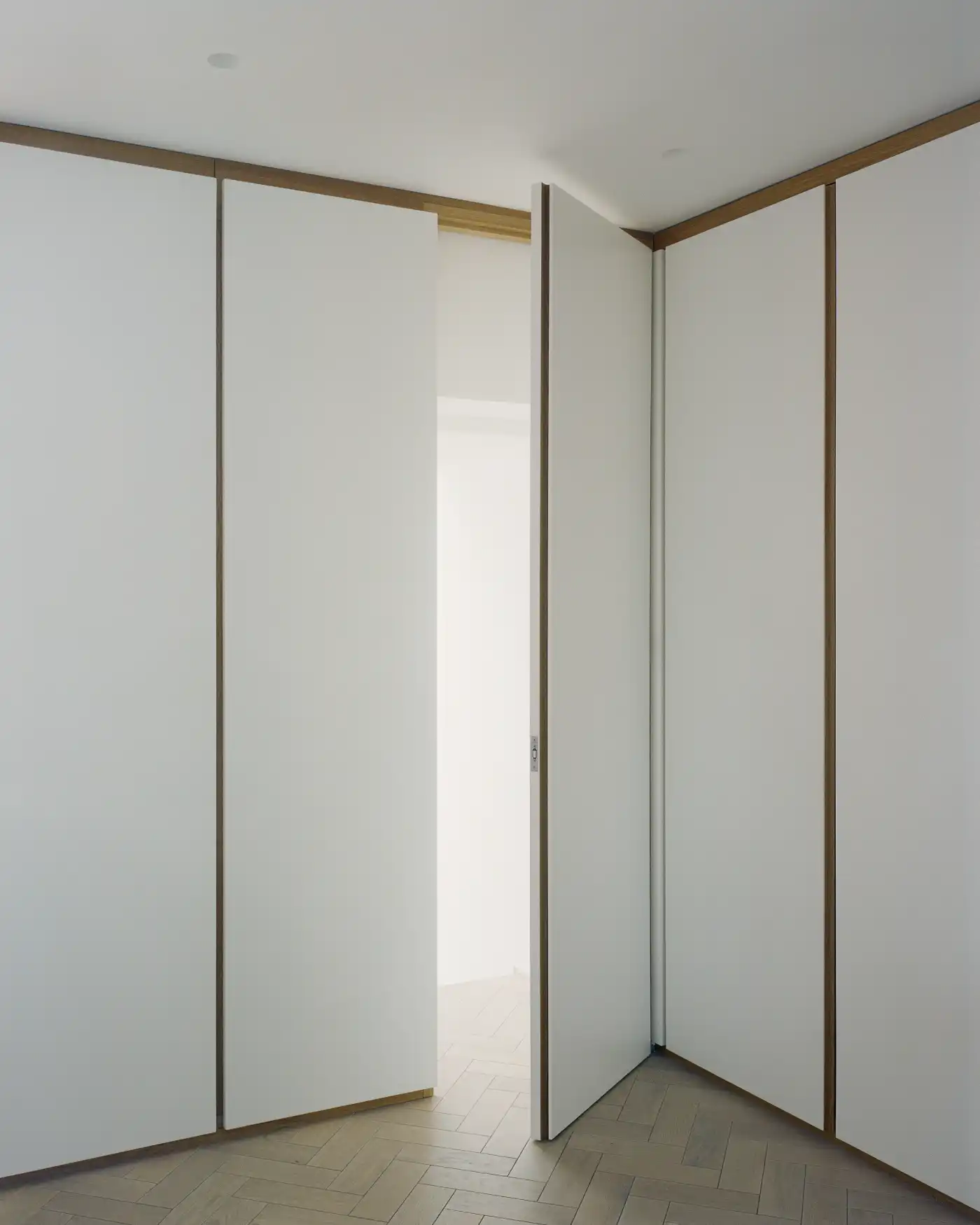 Framework House by Studio McW, concrete, extension, familyhouse, wood, minimalism