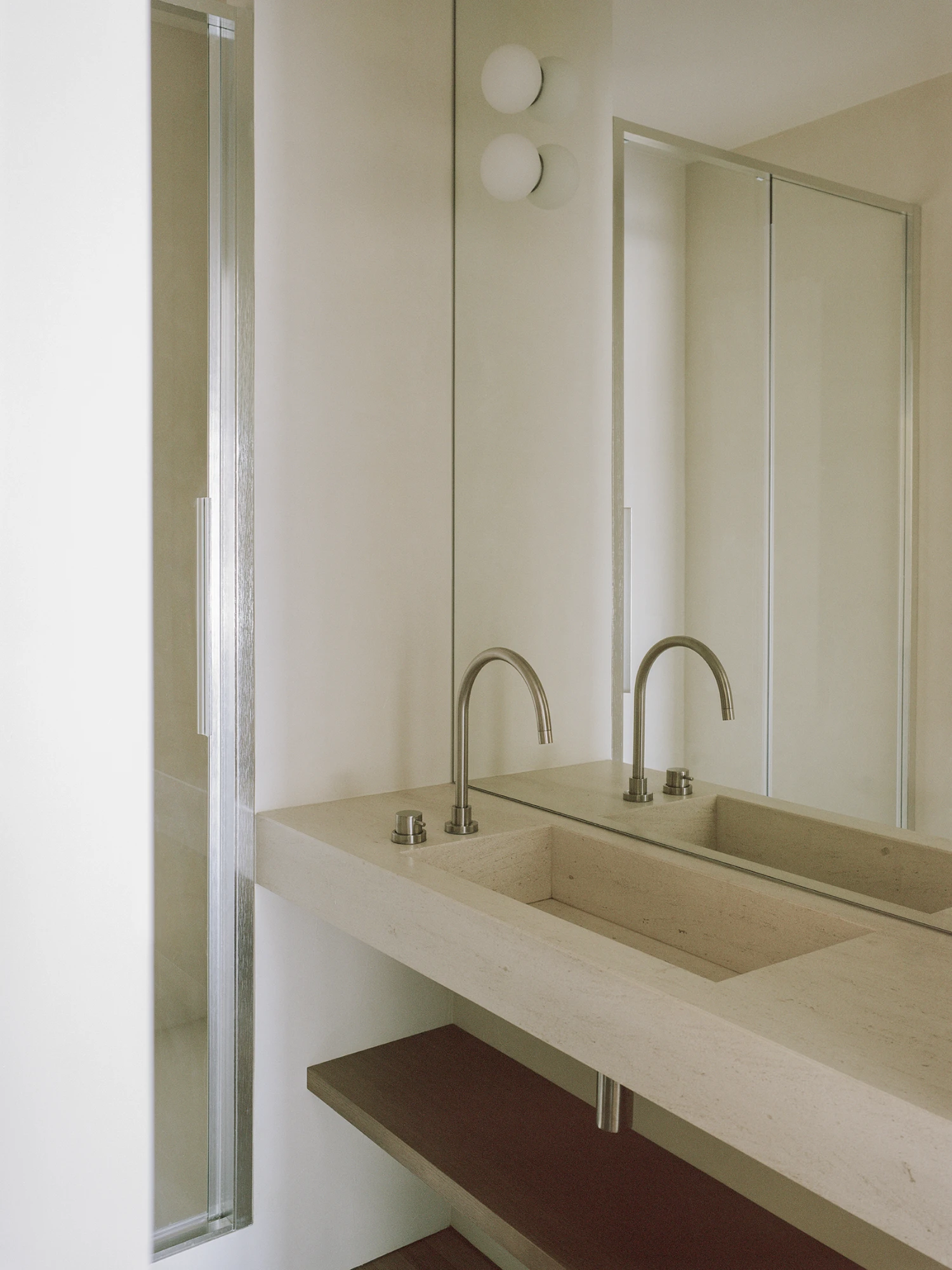 Via Latina apartment by SET Architects, metal, wood, white, minimalism, apartment