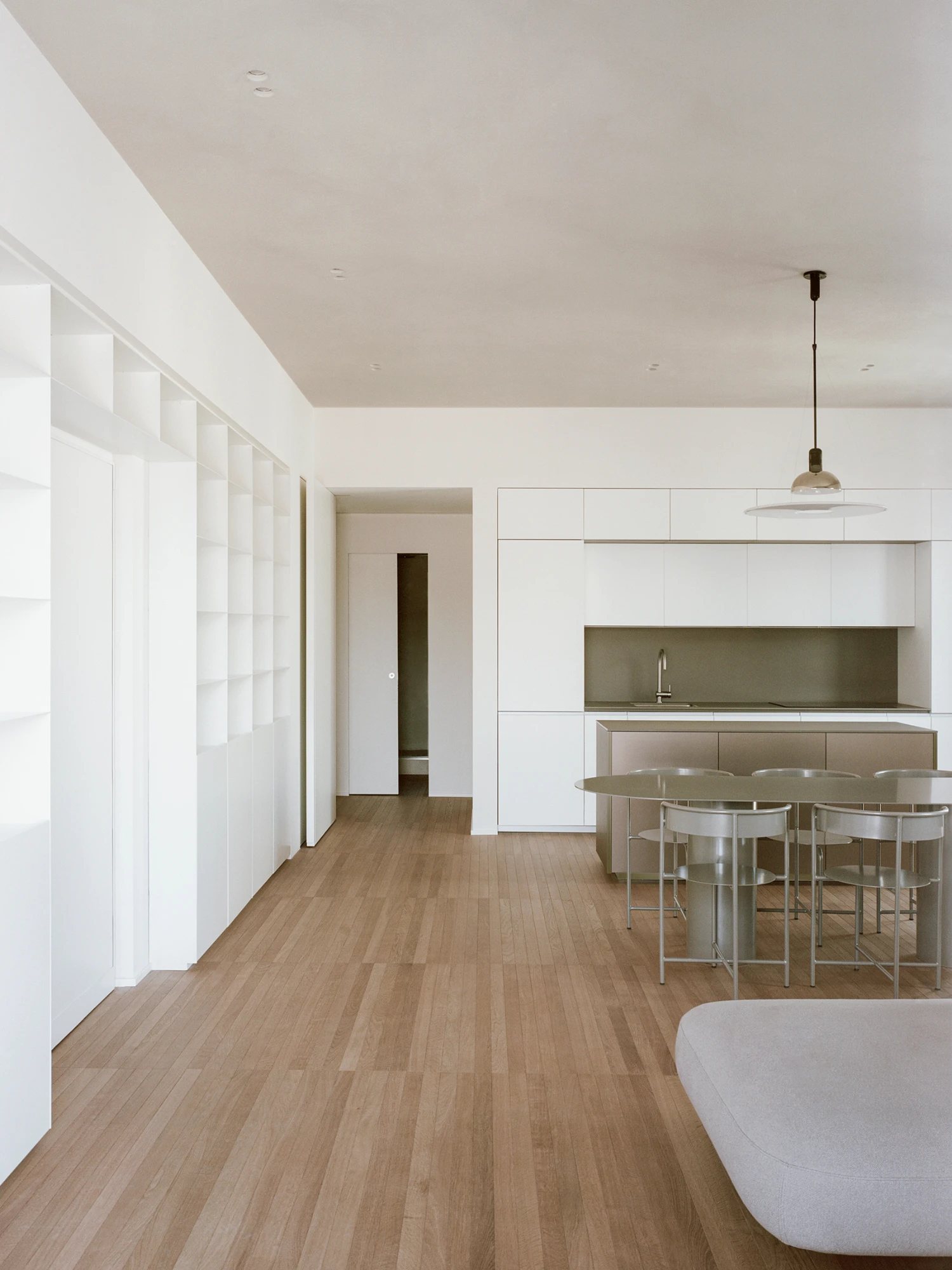 Via Latina apartment by SET Architects, metal, wood, white, minimalism, apartment
