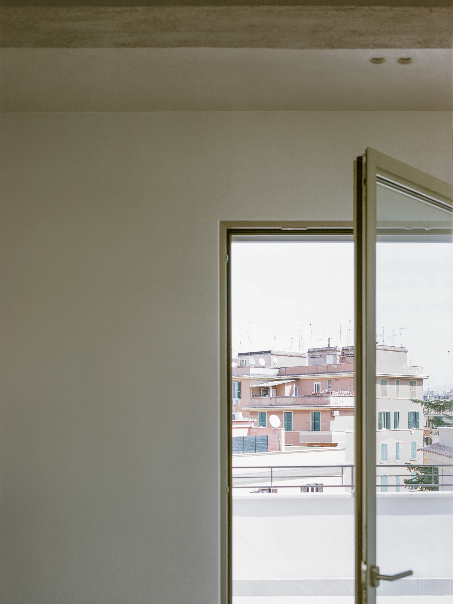 Via Latina apartment by SET Architects, metal, wood, white, minimalism, apartment