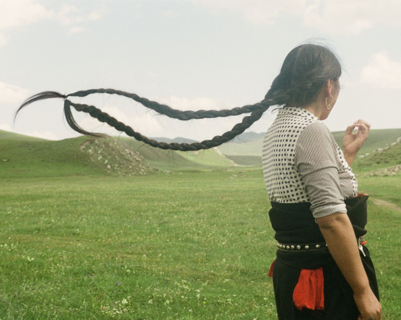 'Dyal Thak' by Kin Coedel, documentary, photography, portrait, craft, nature
