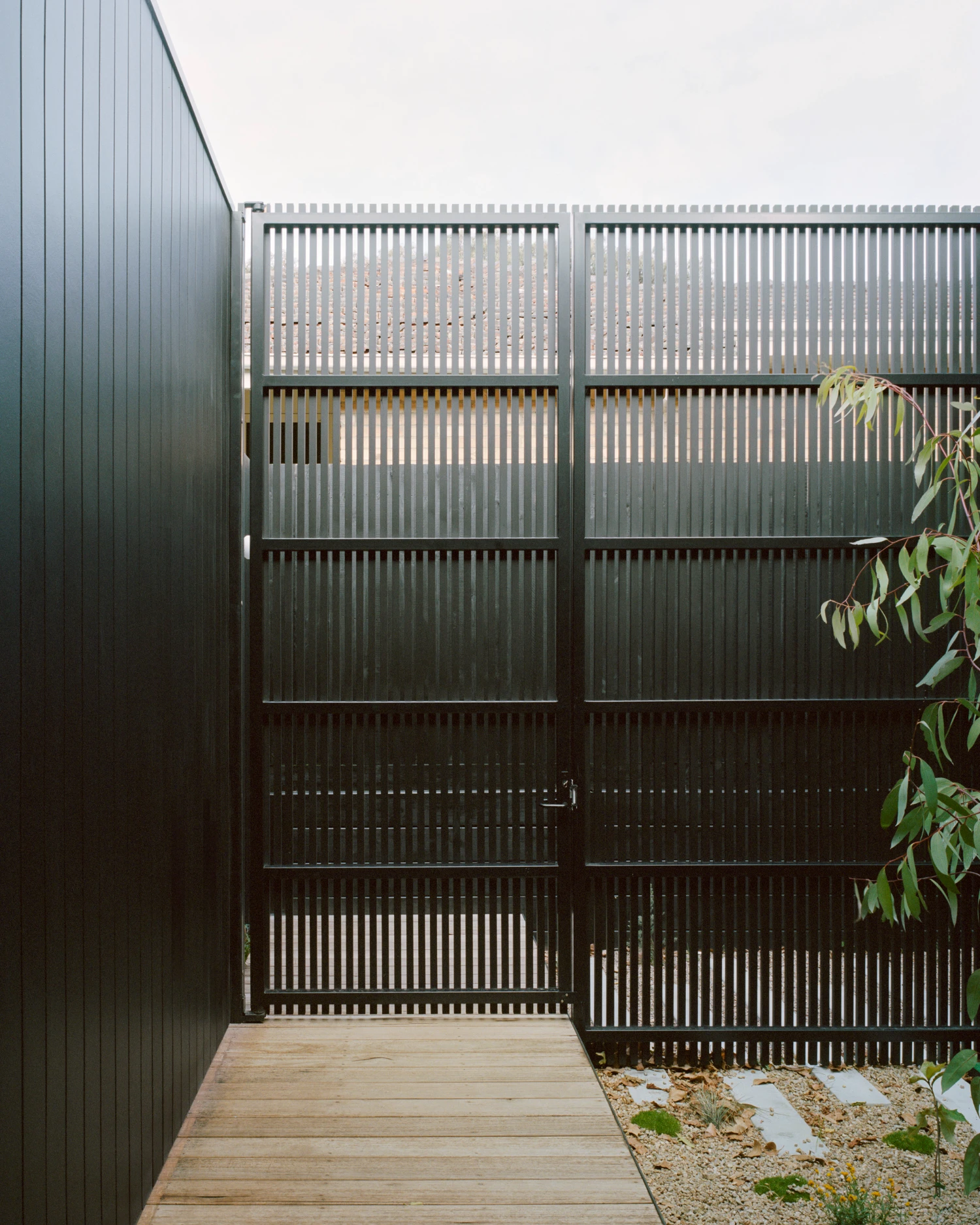 Sandringham House by Ellul Architecture, familyhouse, architecture, minimalism, black, steel
