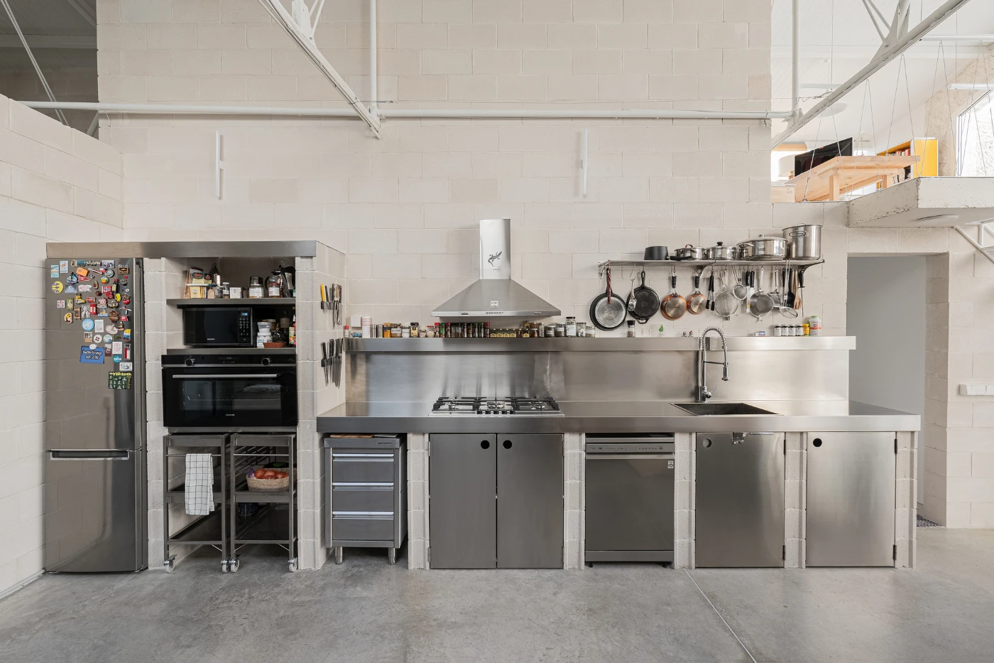Industrial Recovery Blasón by BURR, Industrial, architecture, interiors, apartment, steel