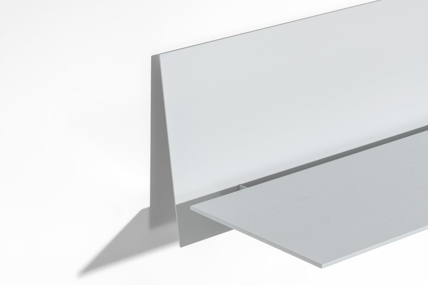 CHAPTER designed by Sebastian Schönheit for LOEHR, aluminium, berlin