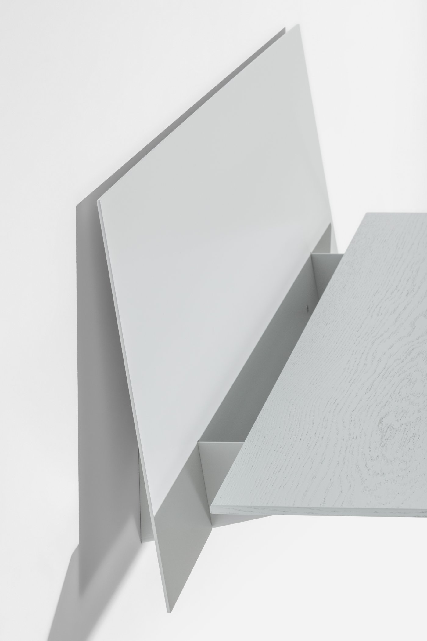 CHAPTER designed by Sebastian Schönheit for LOEHR, aluminium, berlin