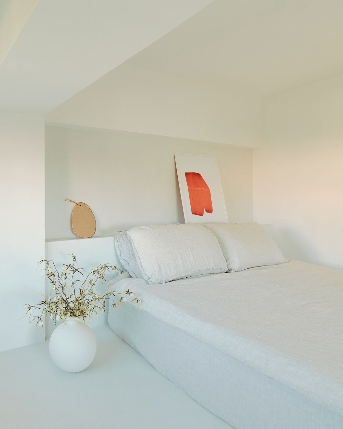 Apartment by 2 Books Design Studio, studio, interiors, white, minimalism, plywood