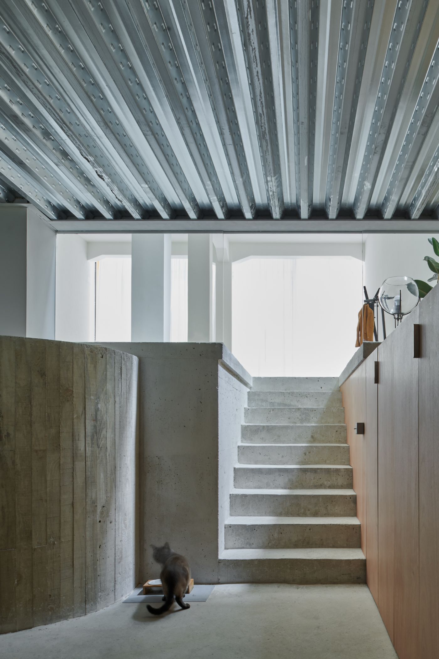 Loft A by Arrova Atelier, minimalism, white, interiors