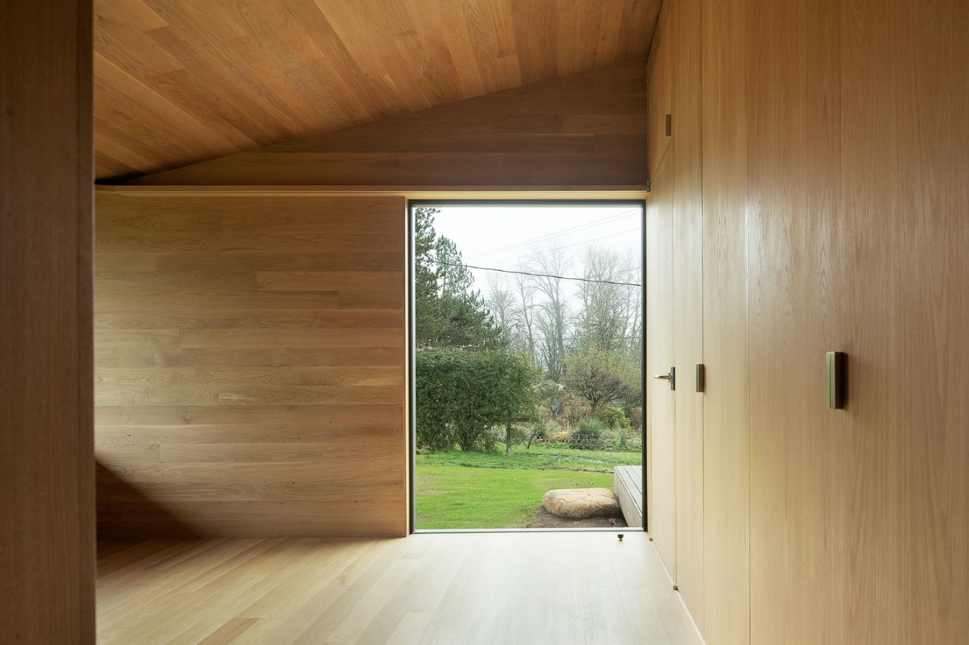 Divine House by Landry Smith Architect, aluminium, architecture, wood, interiors