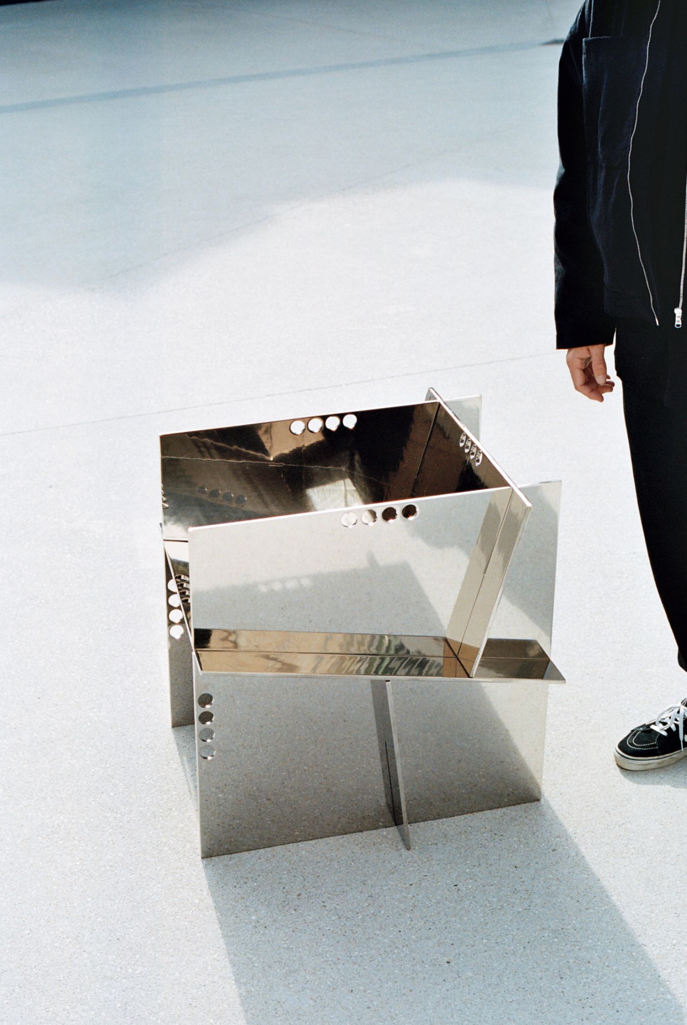 'Self Reflection' by 'Waiting For Ideas', minimalism, design, 3D, aluminium