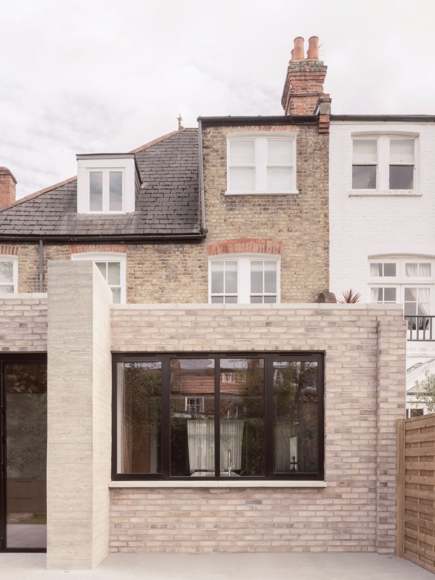 RR Residence by Studio McW, interiors, architecture, renovation, brick, minimalism