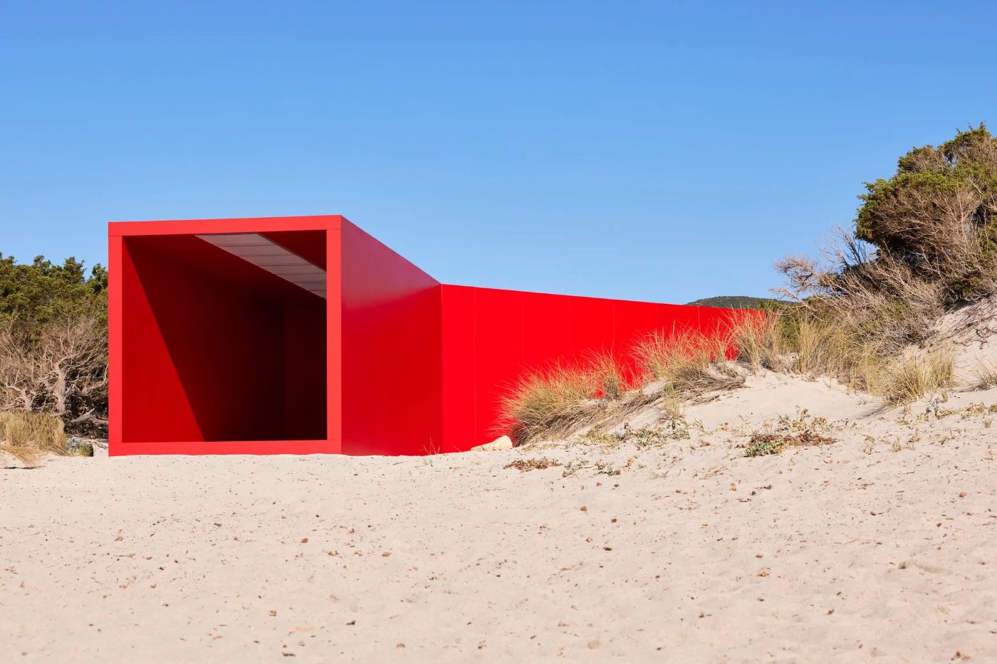 Prada SS2022 Menswear Show by Rem Koolhaas and AMO, fashion, architecture, art, digital