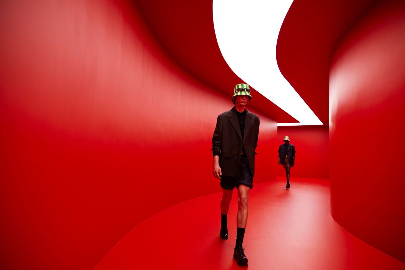 Prada SS2022 Menswear Show by Rem Koolhaas and AMO, fashion, architecture, art, digital