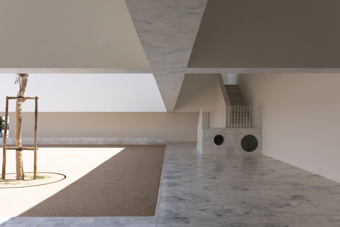 Horizn Studios in Grândola by Thisispaper Studio, portugal, white, marble, architecture, interiors