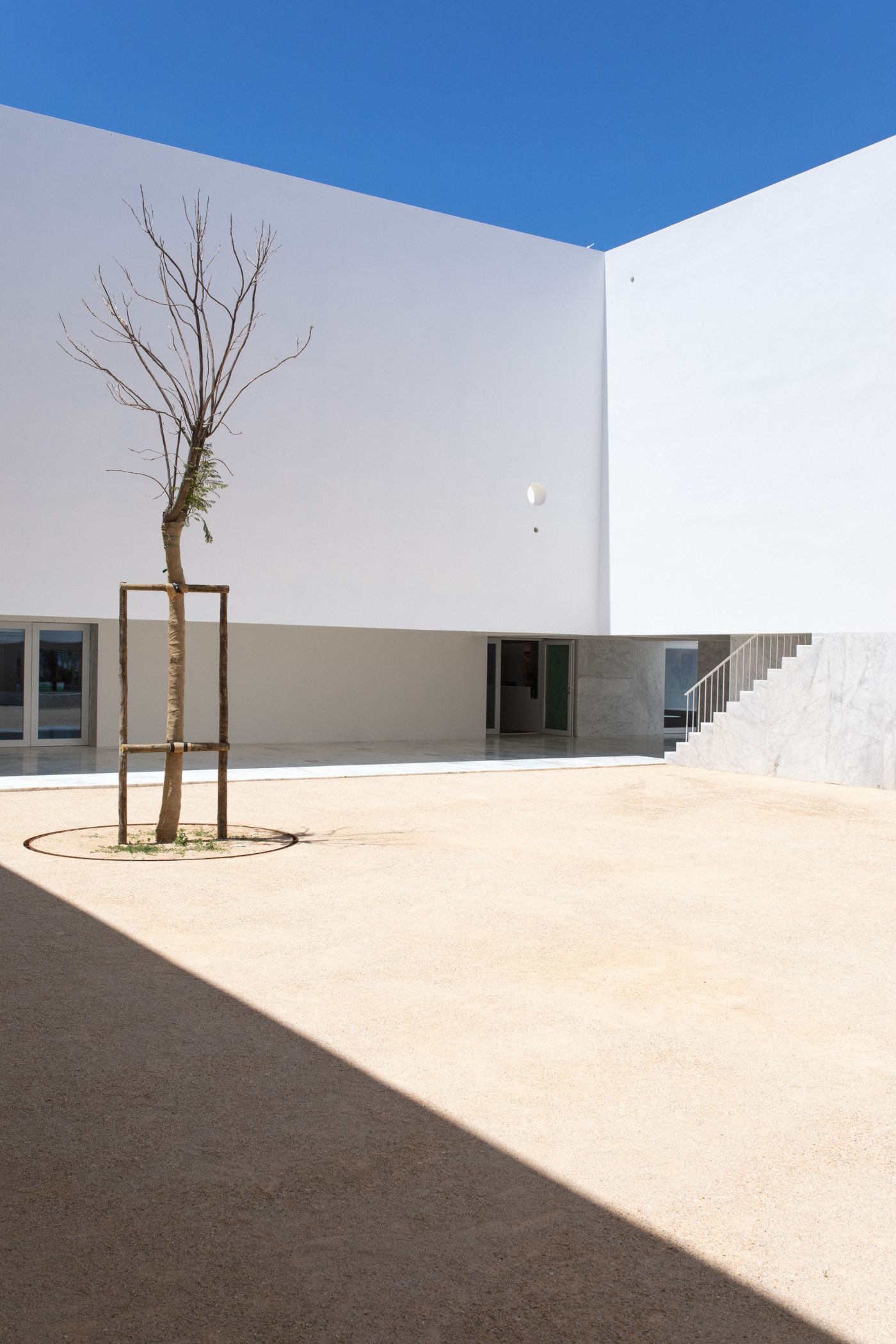 Horizn Studios in Grândola by Thisispaper Studio, portugal, white, marble, architecture, interiors