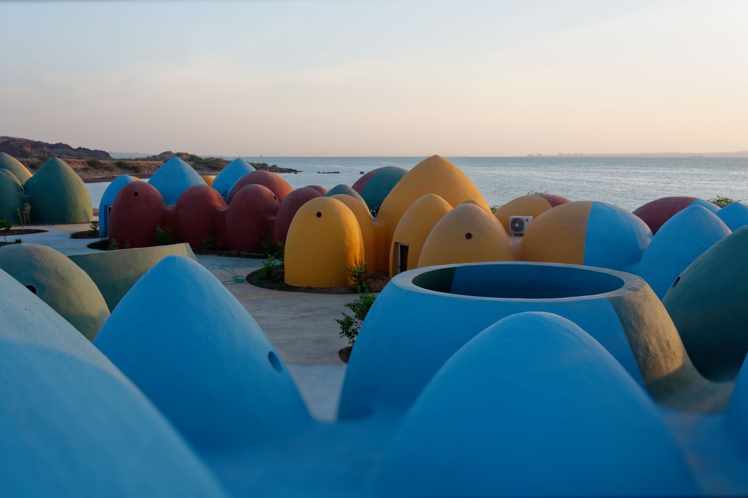 Presence in Hormuz 2 by ZAV Architects, holiday-house, cabins, architecture, colors, nature