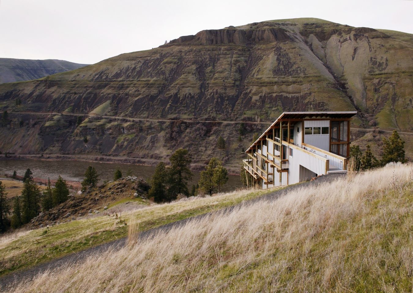 Canyon House by Paul Hirzel, holiday-house, architecture, cabins, wood, steel