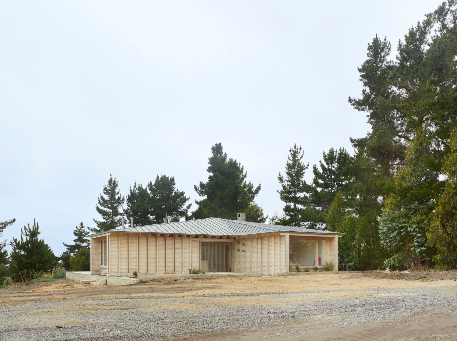 House in el Peumo by Cristián Izquierdo Lehmann, holiday-house, architecture, wood