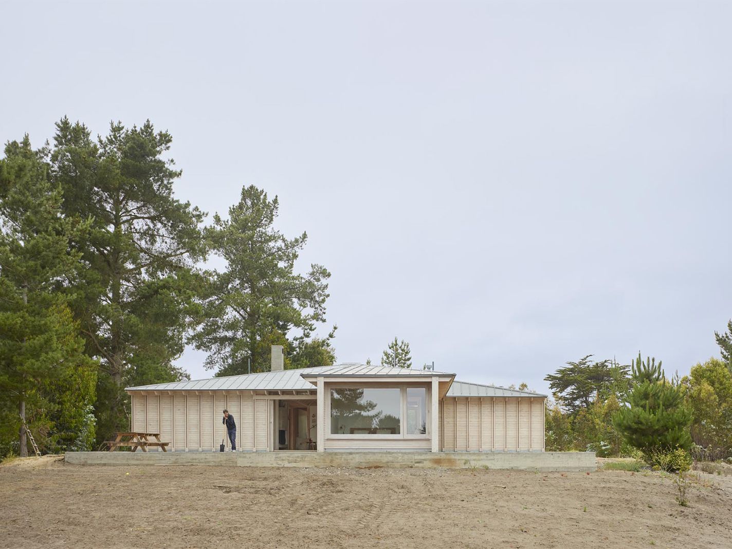 House in el Peumo by Cristián Izquierdo Lehmann, holiday-house, architecture, wood
