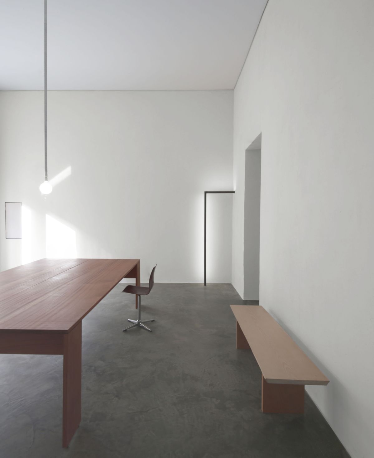 Seamus Kowarzik Studio in Berlin, atelier, workspace, interiors, minimalism, wood