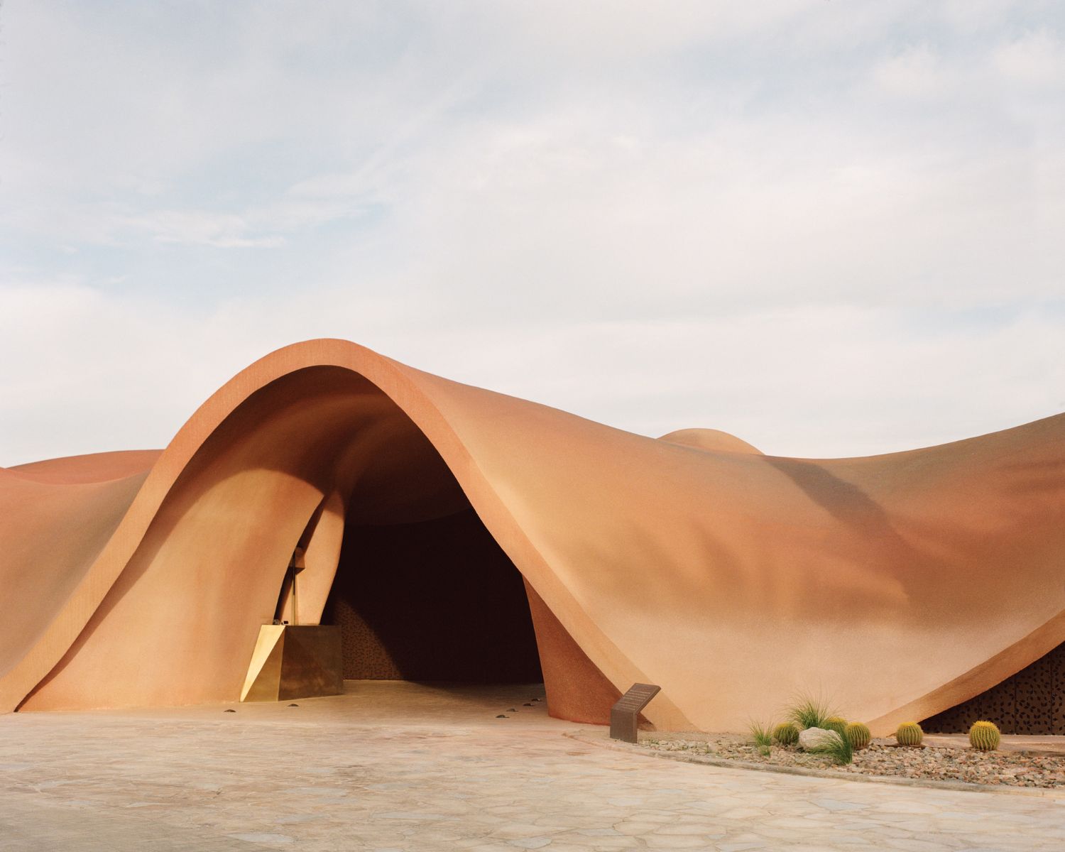 Ayla Golfclub by Oppenheim Architecture, concrete, organic, architecture, mountain, landscape