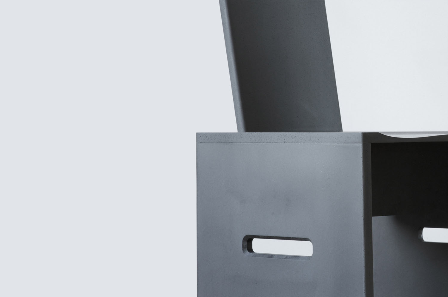 Evolve Chair by Tom Robinson, recycled, plastic, chair, design, minimalism