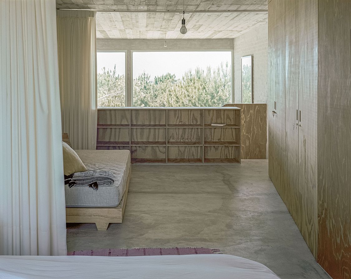 Rocha Residence by Brandhuber+, holiday-house, concrete, architecture, modular, plywood