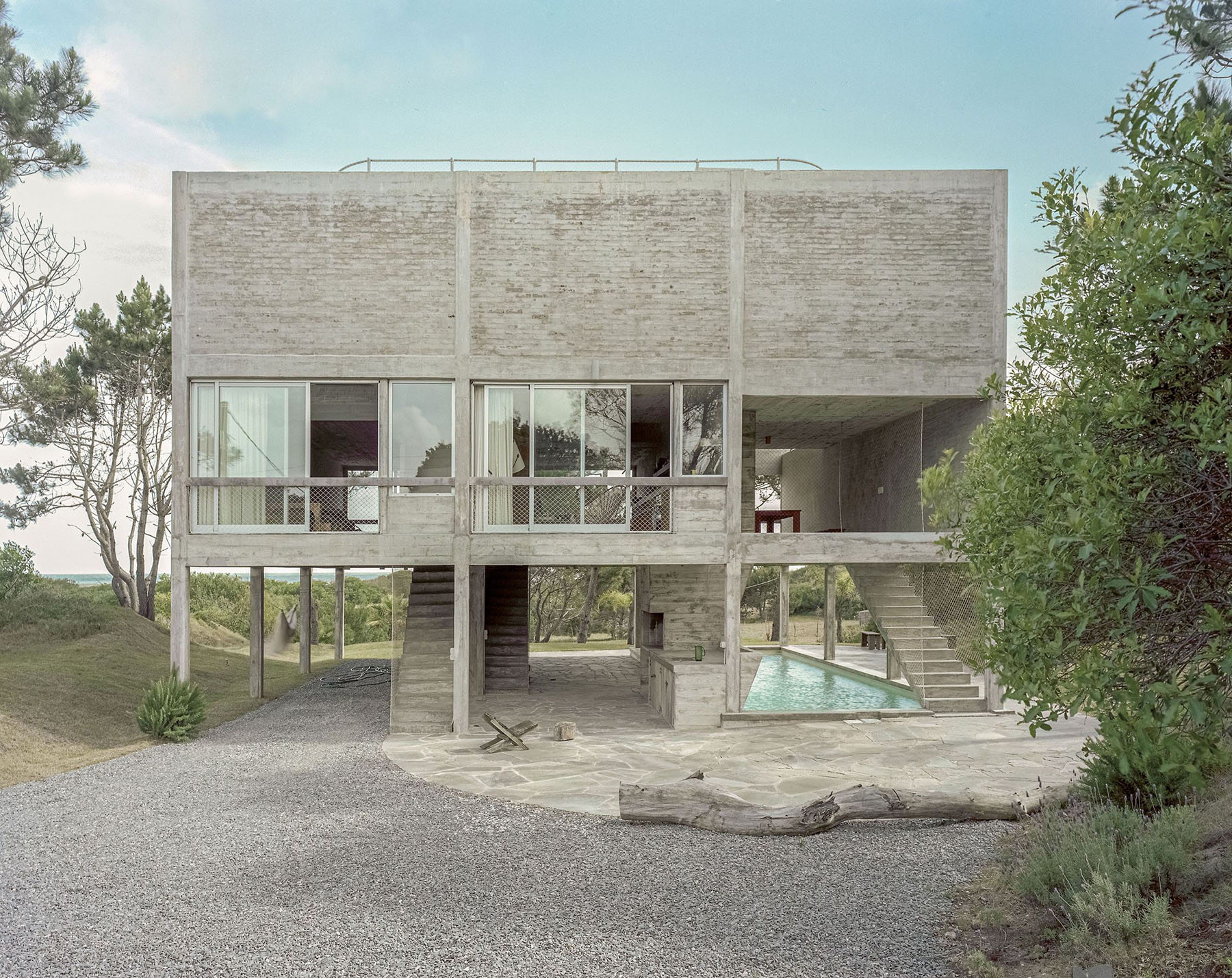 Rocha Residence by Brandhuber+, holiday-house, concrete, architecture, modular, plywood