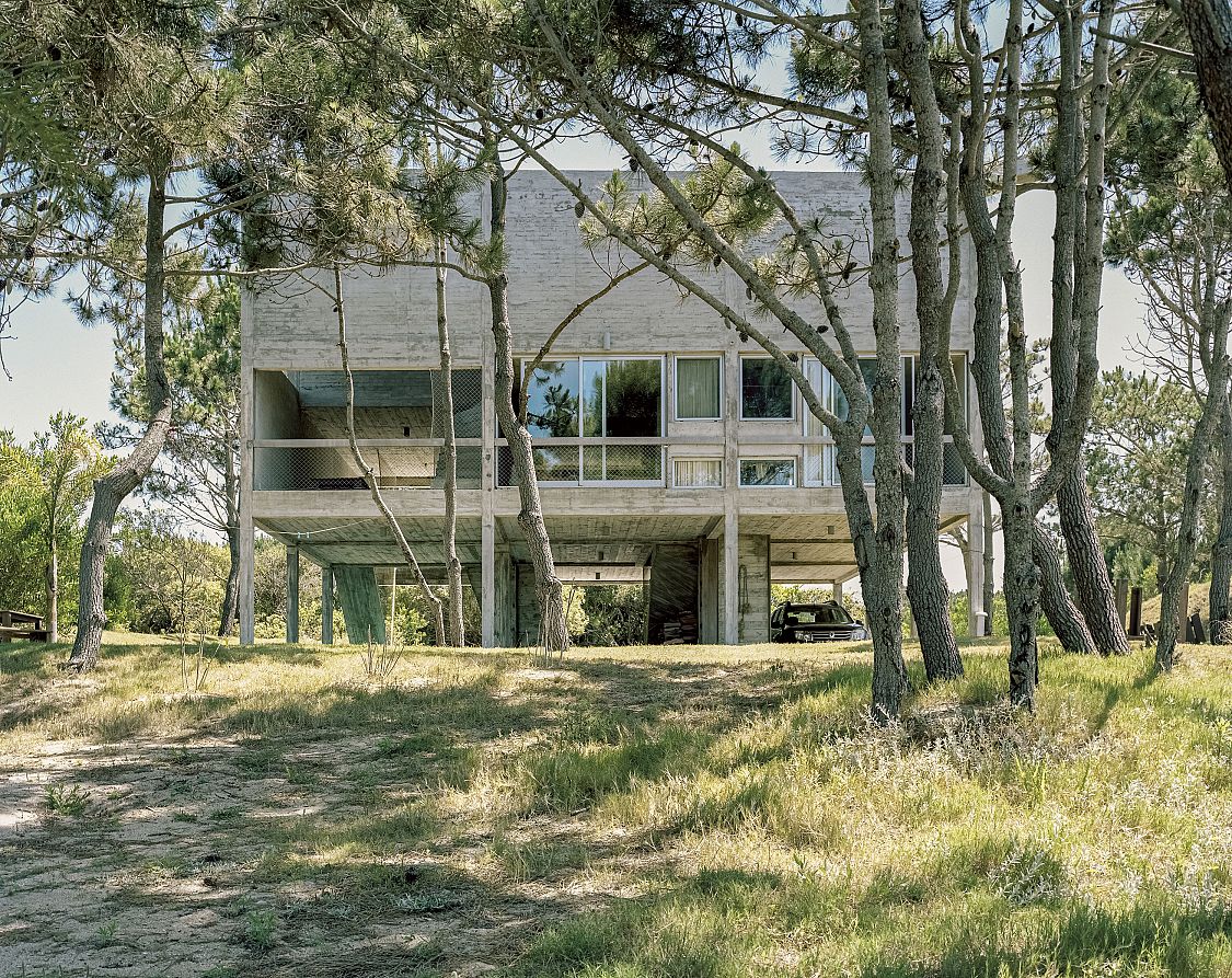 Rocha Residence by Brandhuber+, holiday-house, concrete, architecture, modular, plywood