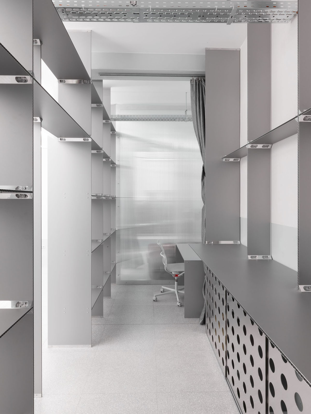 Bureau Borsche Office by Gonzalez Haase AAS, workspace, interiors, design, Industrial, minimalism