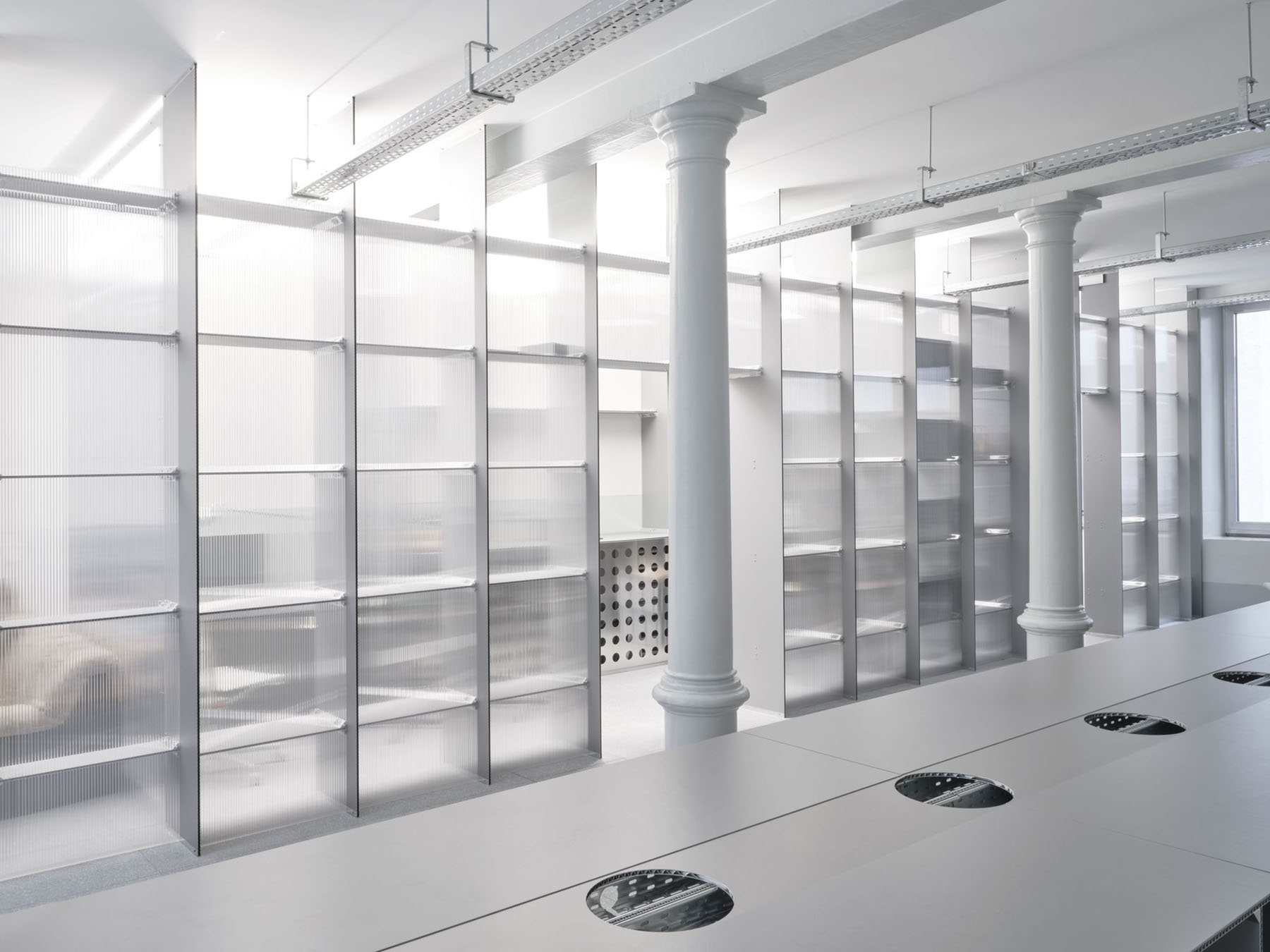 Bureau Borsche Office by Gonzalez Haase AAS, workspace, interiors, design, Industrial, minimalism