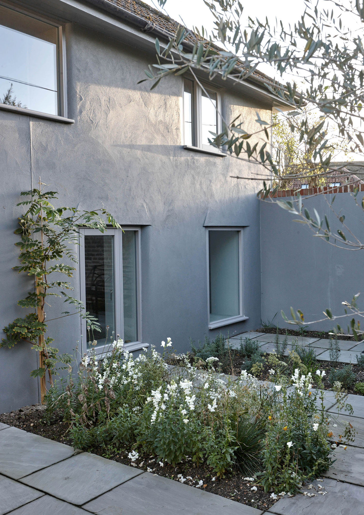 Merrydown House by McLaren Excell, apartment, interiors, minimalism, wood, concrete