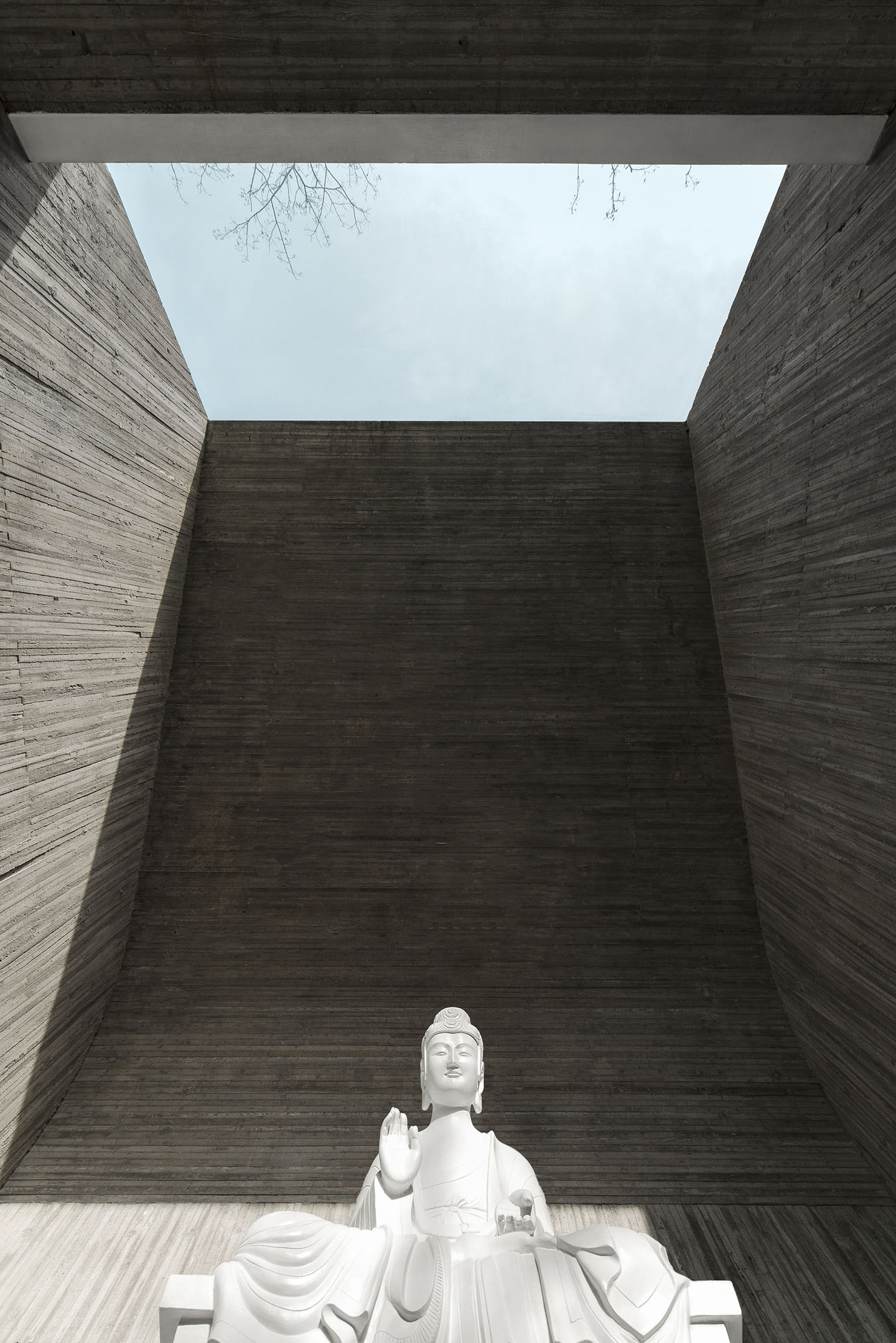 Waterside Buddist Shrine by ARCHSTUDIO, sacral, architecture, china, concrete, wood