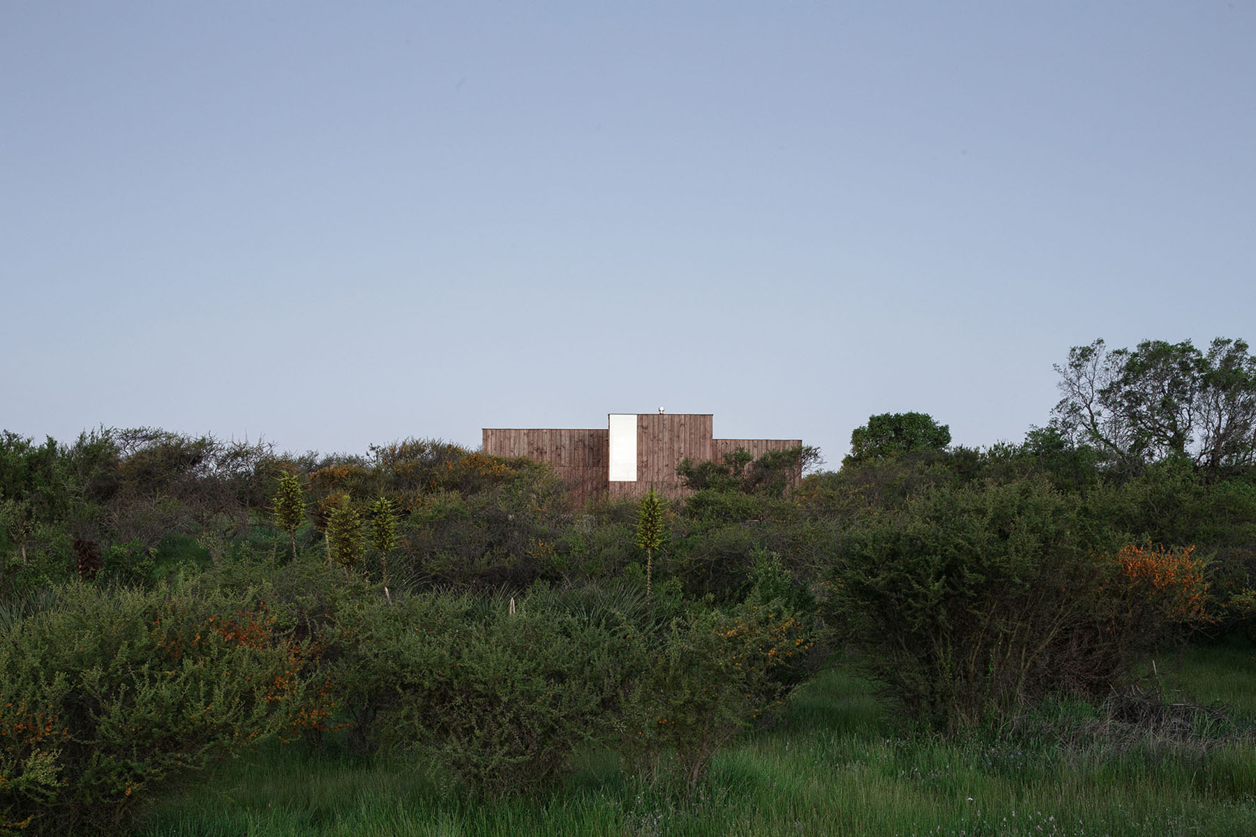 CML House by Ricardo Torrejón + Arturo Chadwick, holiday-house, architecture, concrete, wood, glass
