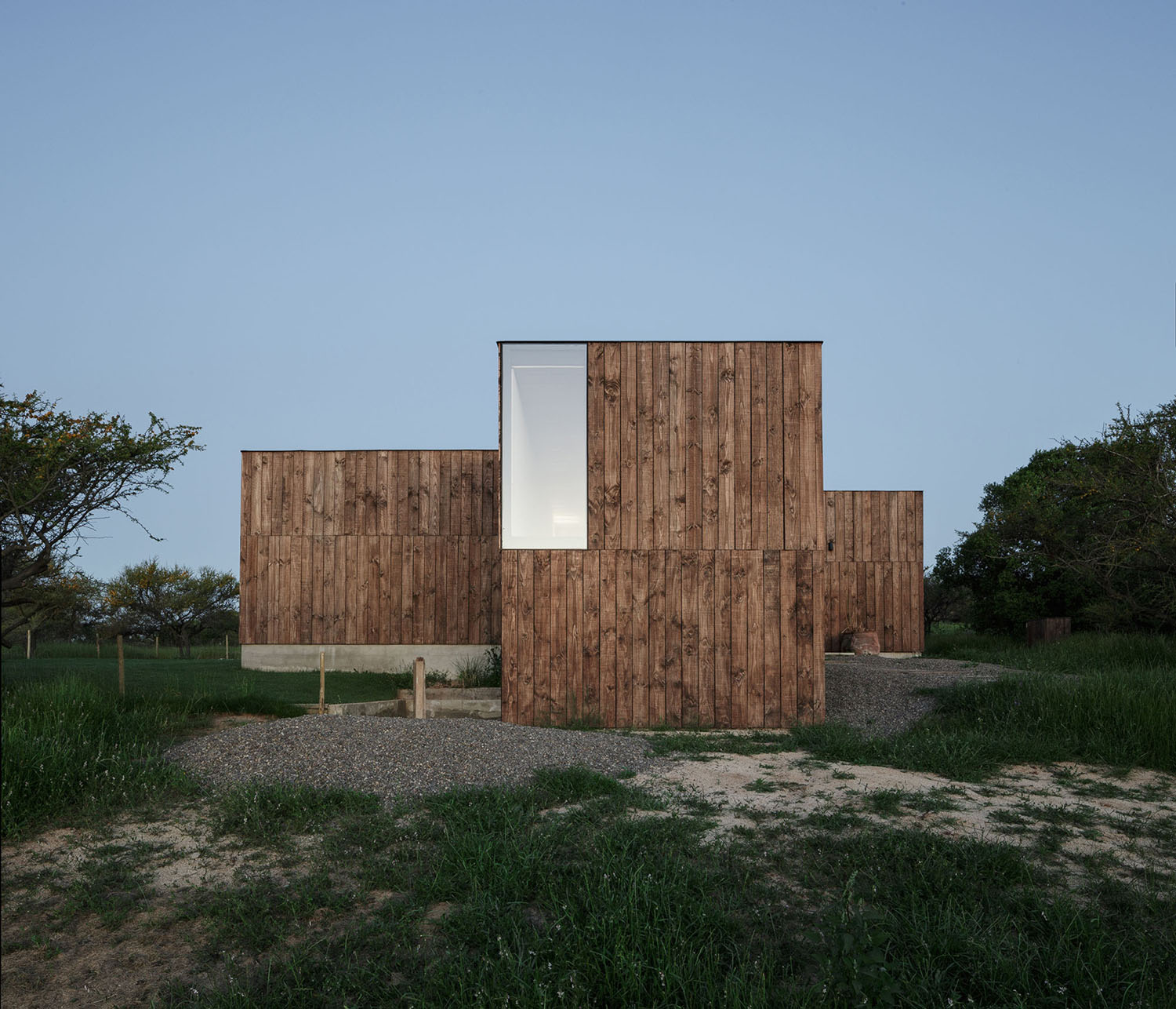 CML House by Ricardo Torrejón + Arturo Chadwick, holiday-house, architecture, concrete, wood, glass