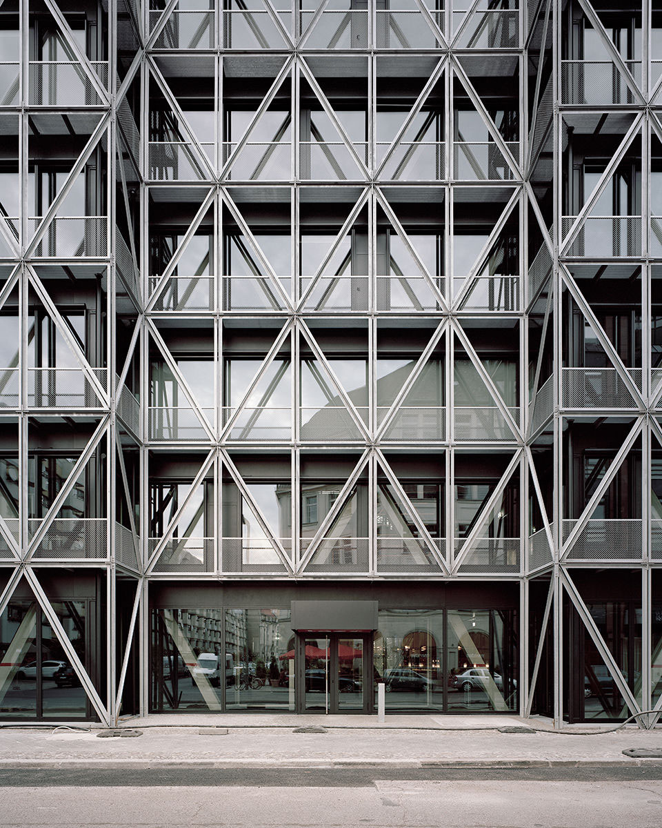 taz Neubau Publishing House by E2A Architects, berlin, architecture, workspace, minimalism, concrete