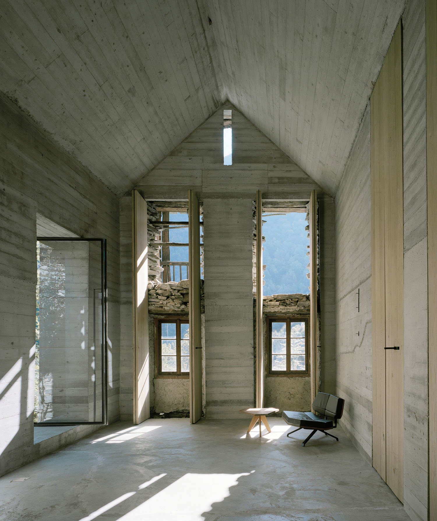 Summer House in Linescio by Buchner Bründler Architekten, architecture, stone, holiday-house, concrete, swiss
