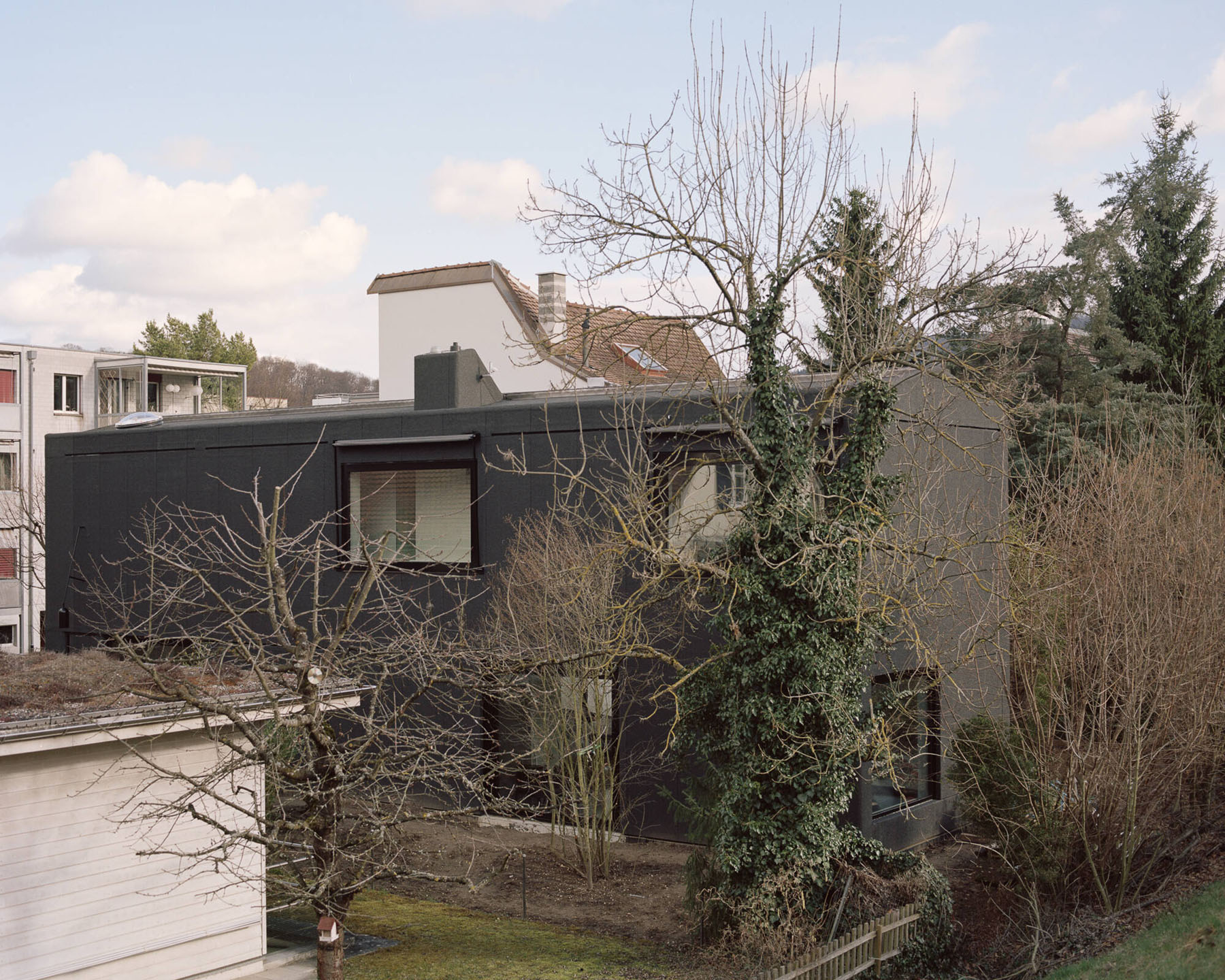 Münchenstein House by Buchner Bründler Architekten, black, architecture, familyhouse, concrete, wood