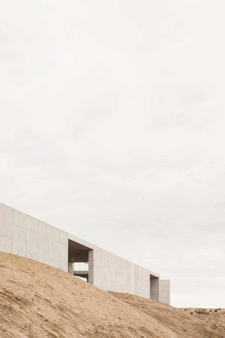 Crematorium Siesegem by KAAN Architecten, sacral, architecture, crematorium, concrete, glass