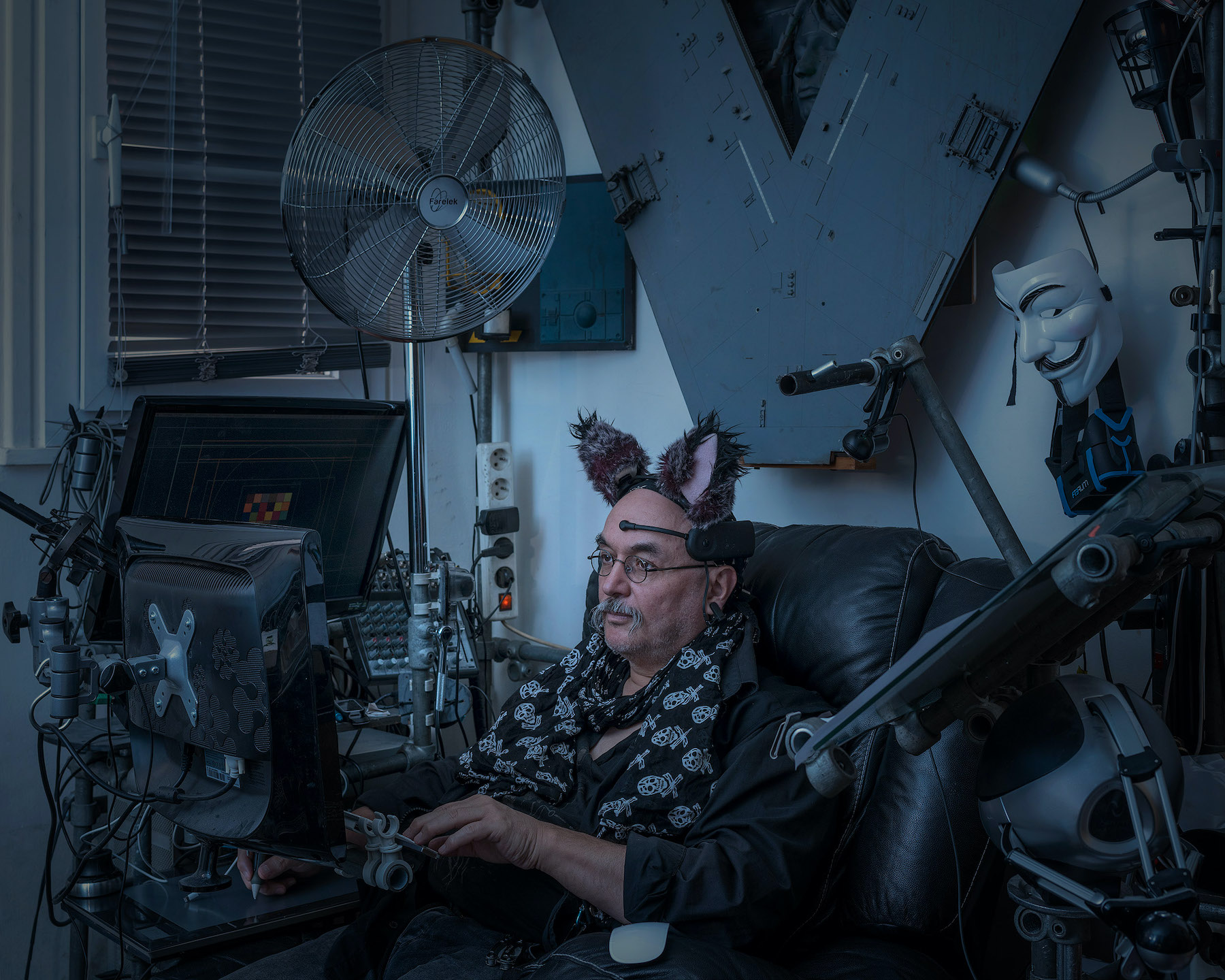 H+ by Matthieu Gafsou, technology, people, documentary