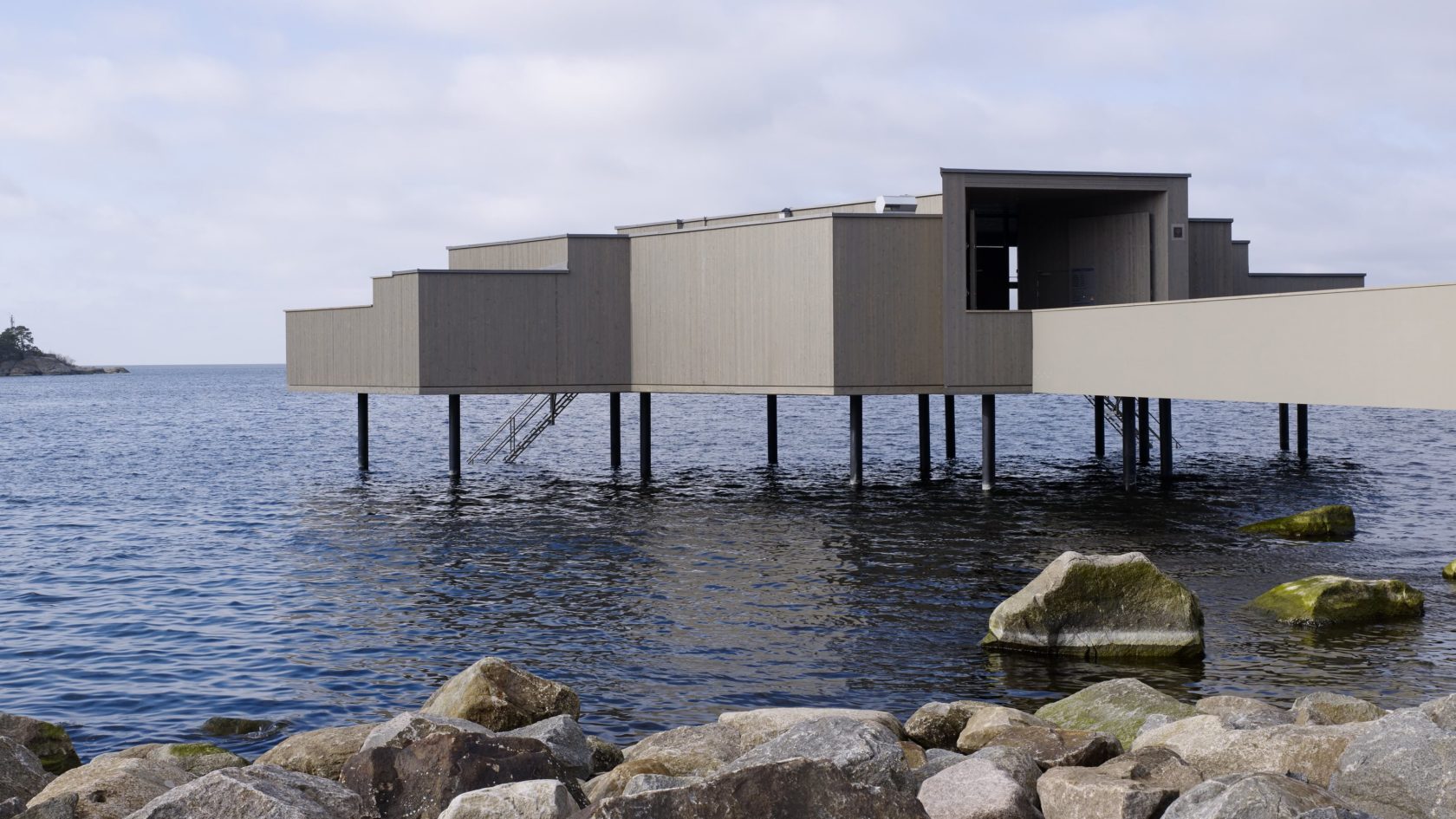 Karlshamn Cold Bath House by White Arkitekter, water, wellness, nature