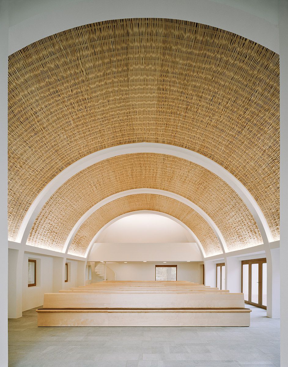 Funeral Chapel by Kaestle Ocker Roeder Architekten, sacral, renovation, interiors, chapel, architecture