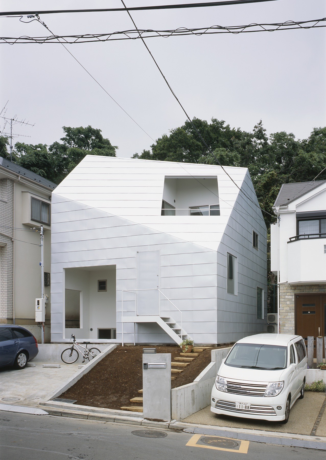 House with Gardens by Tetsuo Kondo Architects, japan, familyhouse, architecture, garden