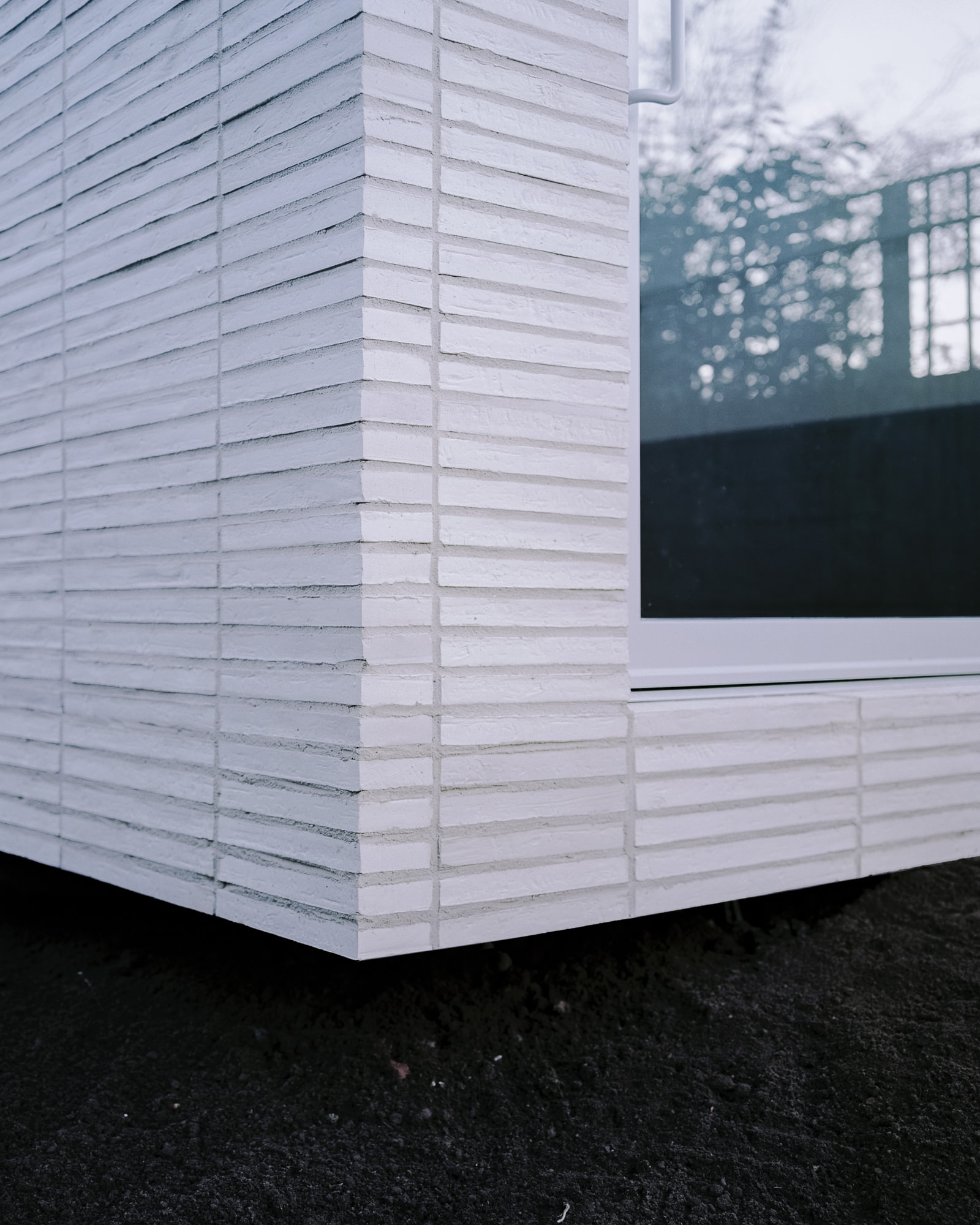 Over the Edge by Jonathan Burlow, architecture, interiors, familyhouse