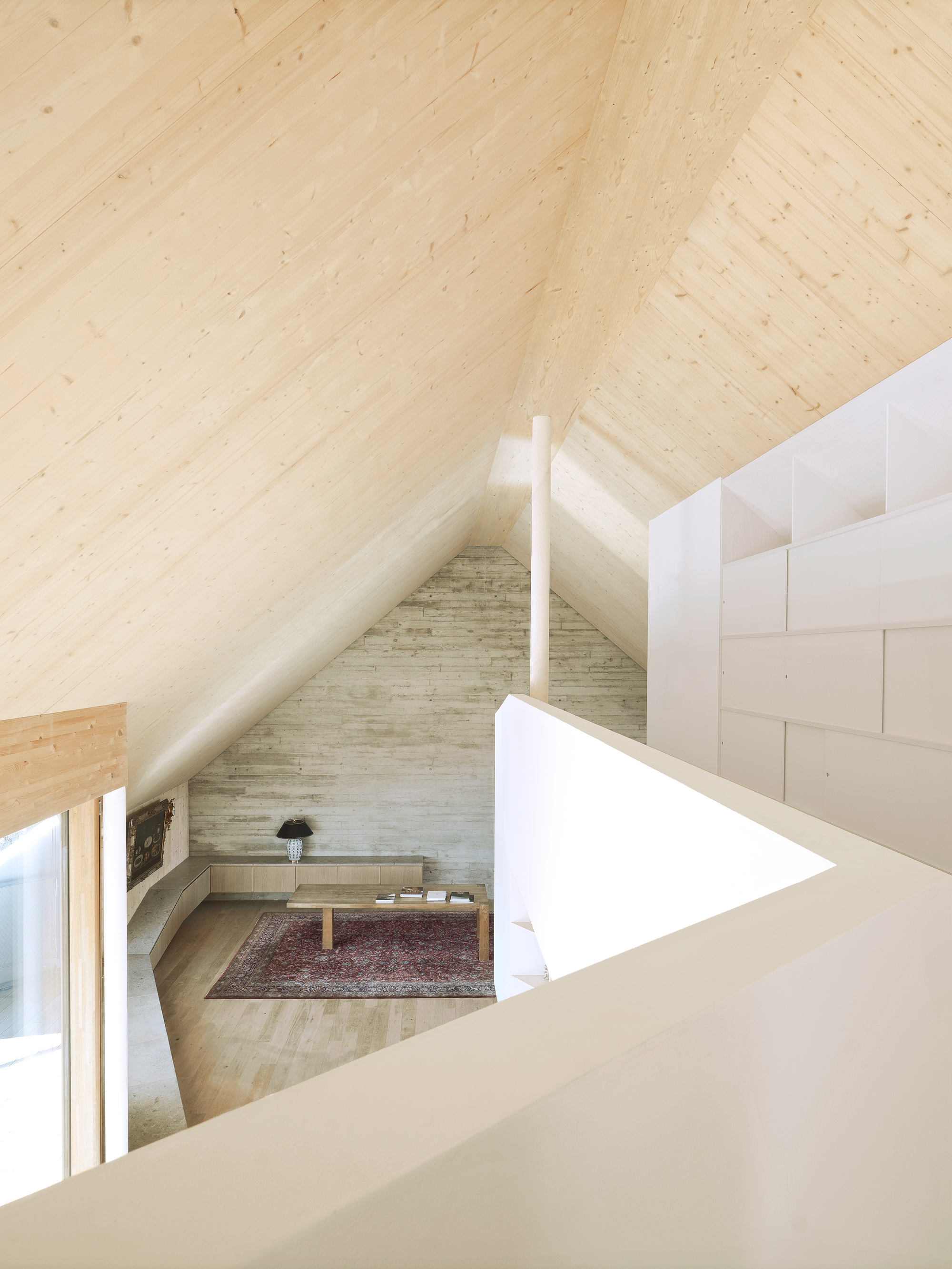 Maxvorstadt R11 by Pool Leber Architekten, apartment, wood, concrete, interiors, minimalism