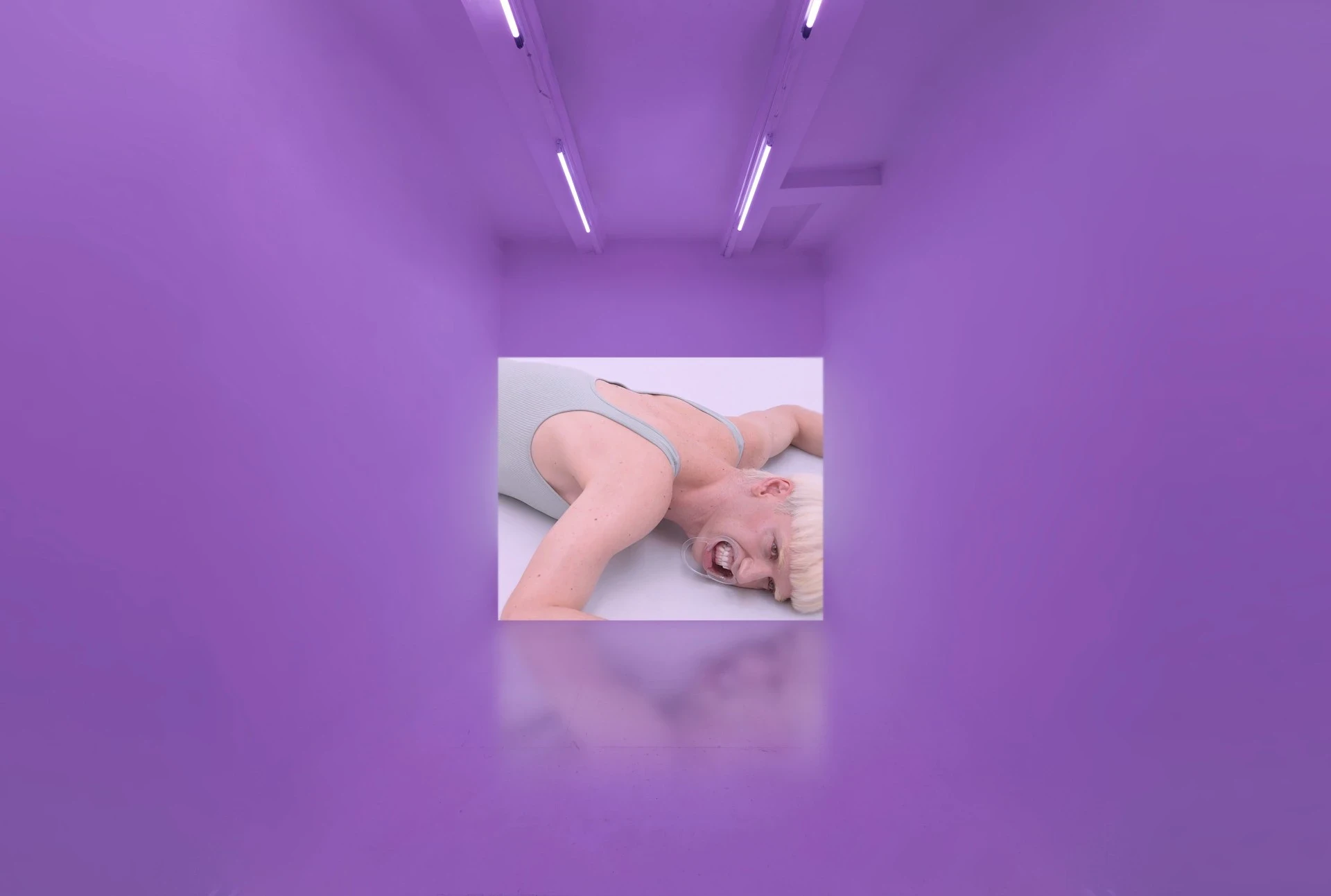 NATORU by Mit Borrás at Kunstverein Göttingen Germany, film installation, media performance, 3D printing, transhumanism, Peter Heller