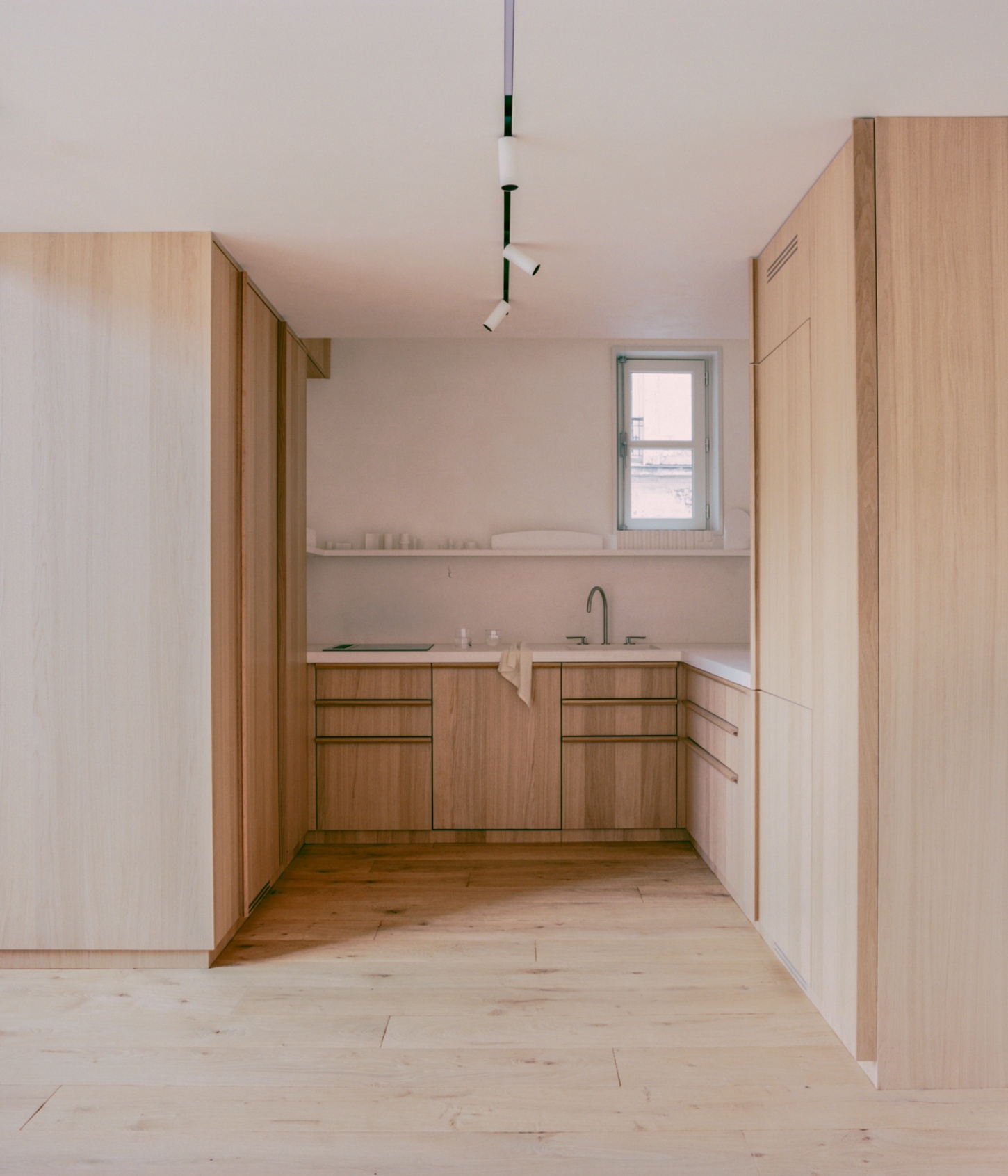 casey-casey-showroom-atelier-nea-paris