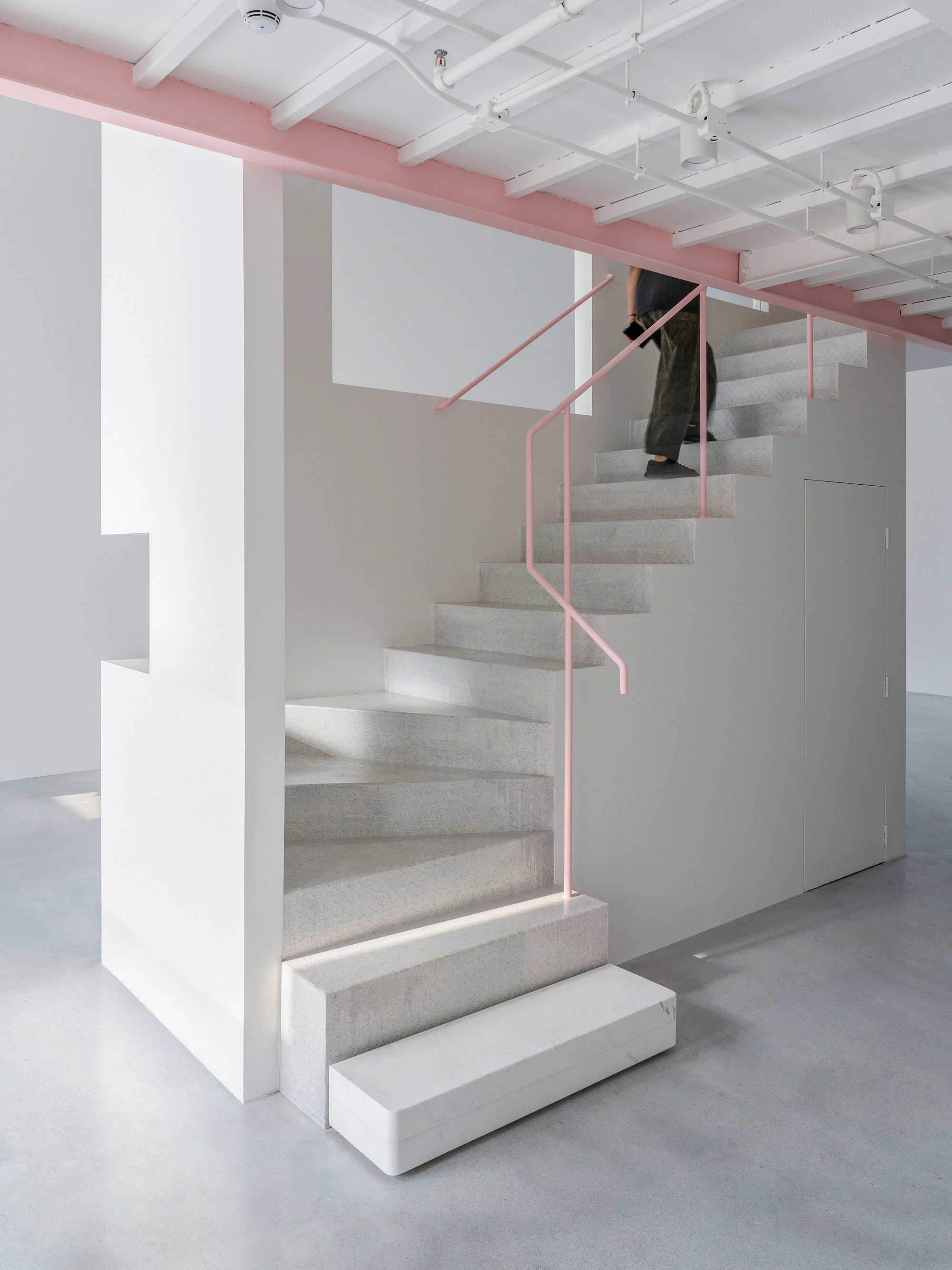 Apelron Contemporary by Aether Architects + Archigress, Shenzhen China, railway warehouse gallery, structural cluster, layered walls, photographed by Zhang Chao
