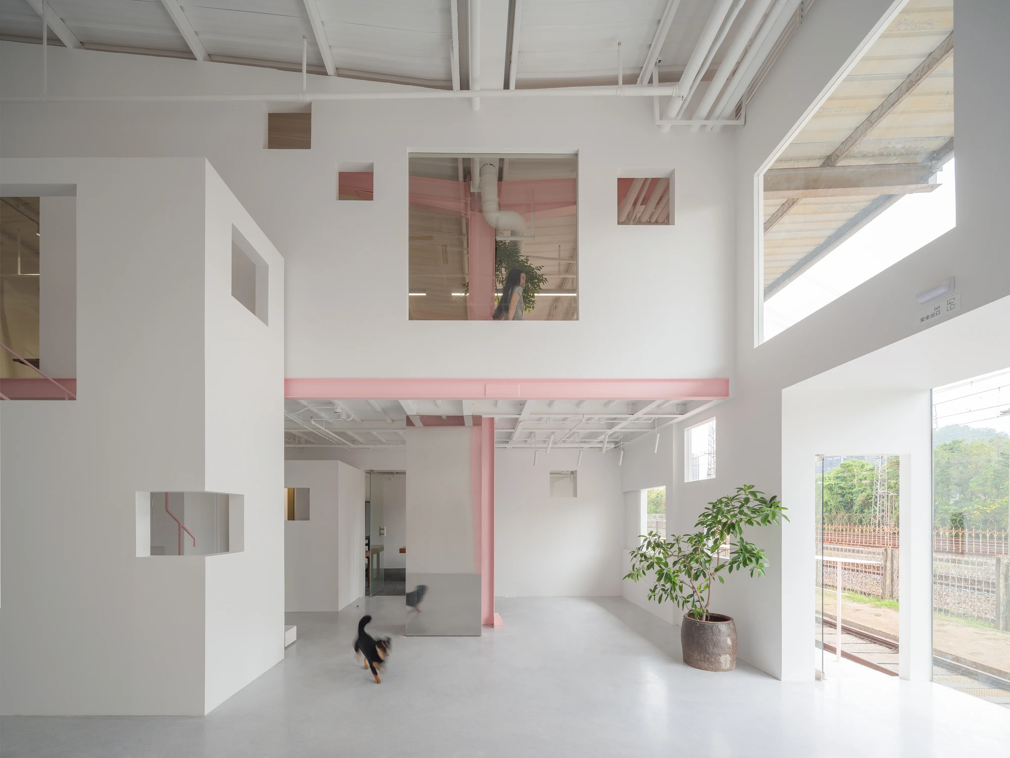 Apelron Contemporary by Aether Architects + Archigress, Shenzhen China, railway warehouse gallery, structural cluster, layered walls, photographed by Zhang Chao